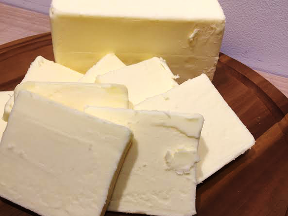 四つ葉　発酵バター